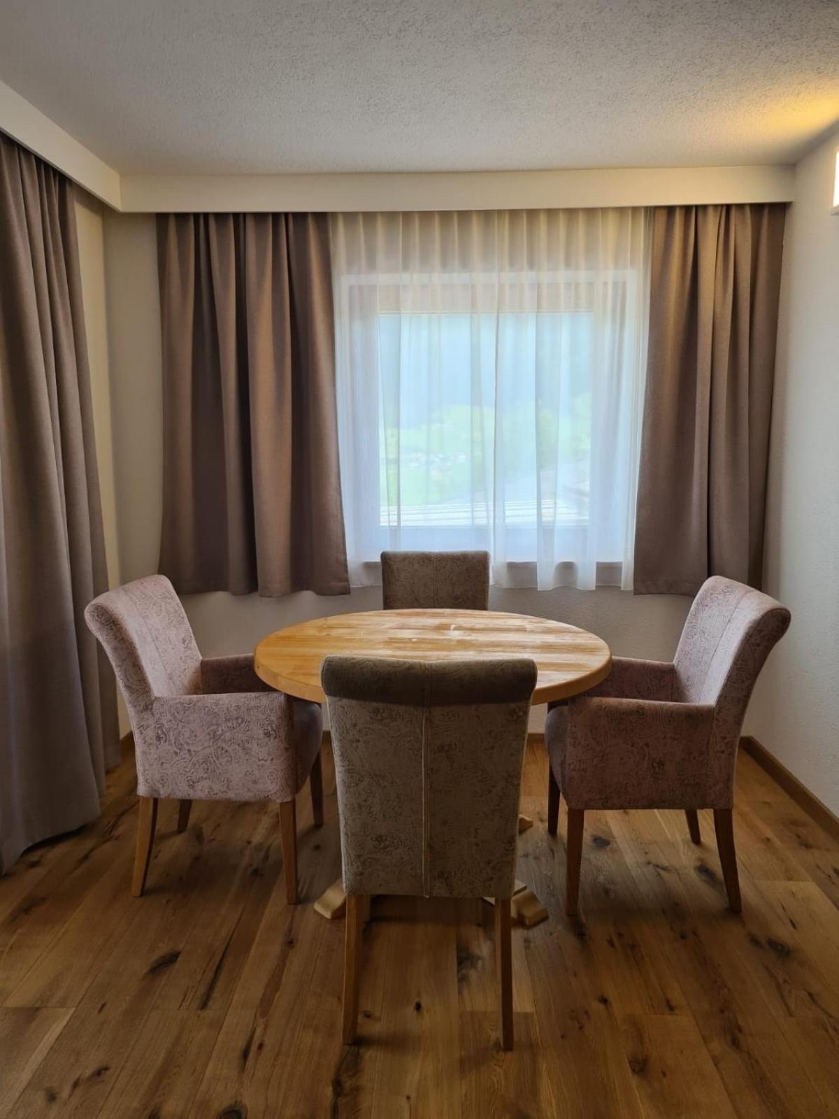 יארצנס Apartment Huter מראה חיצוני תמונה